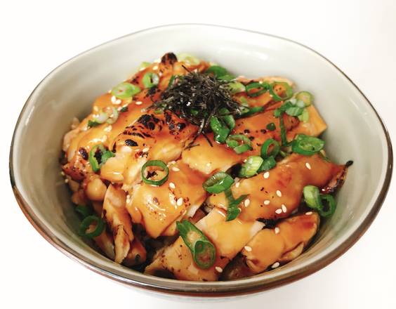 Teriyaki Chicken Donburi 照り焼きチキン (Halal)
